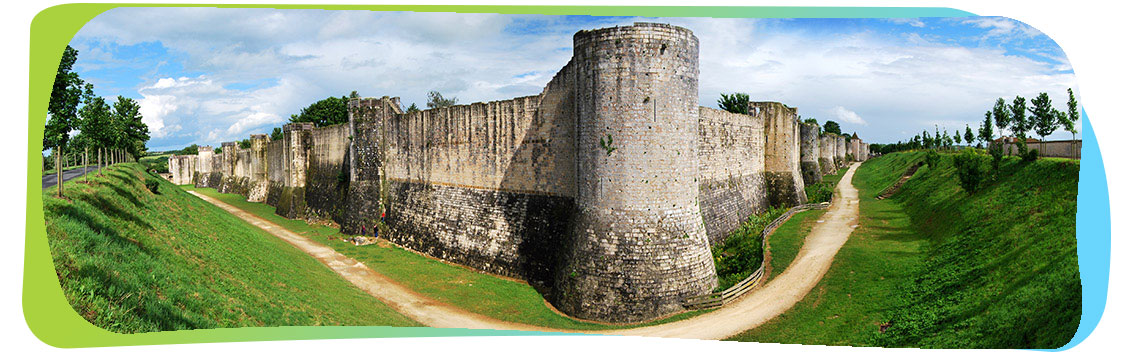 Activité insolite et originale à Provins - Rallye urbain, jeu de piste, chasse au trésor, rallye photo pour EVG, EVJF, anniversaire team building sortie scolaire & intégration grande école